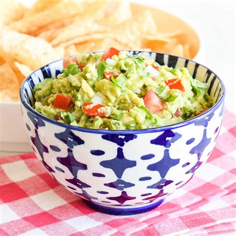 Easy Guacamole Recipe | Hello Little Home