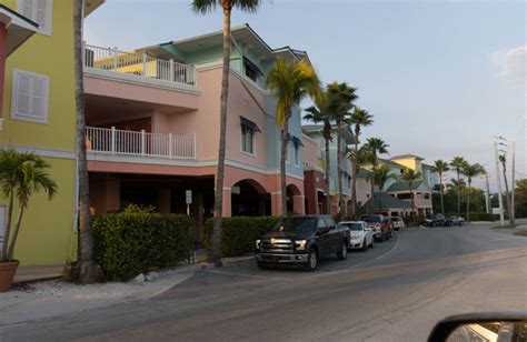 Lighthouse Resort Inn & Suites (Fort Myers Beach, FL) - Resort Reviews ...