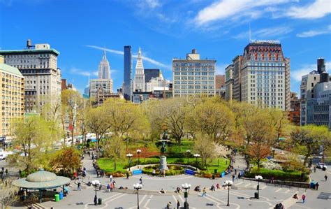 Union Square New York City editorial photography. Image of cityscape - 30495262