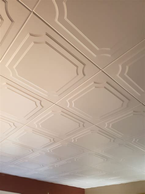 Hiding Cracks and Peeling Ceiling on 1942 Plaster Ceiling – Photo Contest