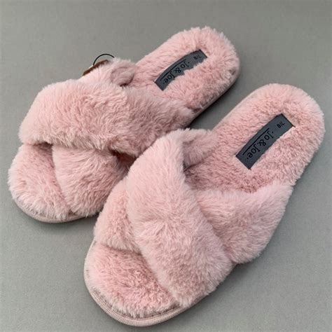 Faux Fur Slippers in Pink - Pure Heart Boutique