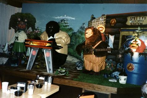 Just A Blog About Animatronics - Rock-afire Explosion Mini-Stage at ...