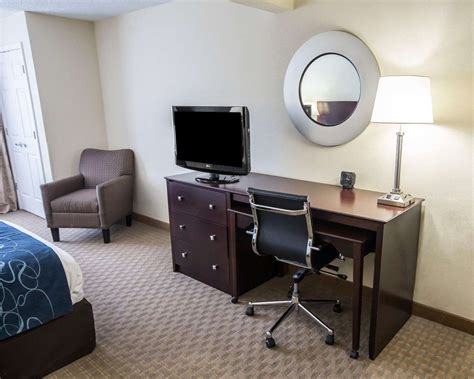 Comfort Suites Notre Dame University Area South Bend, IN - See Discounts