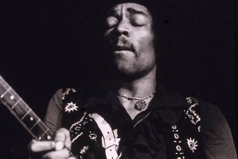 Jimi Hendrix’s Woodstock Performance to be Shown in Theaters