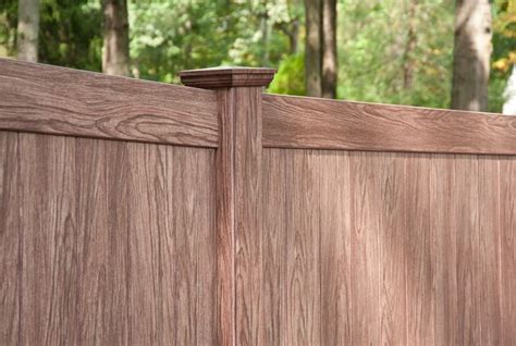 Images of Illusions PVC Vinyl Wood Grain and Color Fence | Vinyl privacy fence, Vinyl fence ...