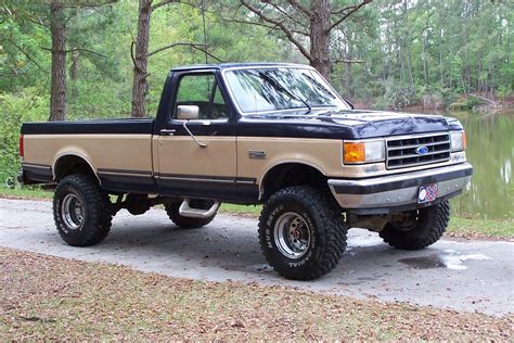 1989 Ford F-150 - Classic Pickup Truck