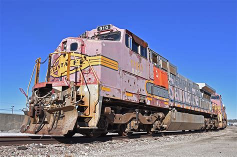 BNSF 910 in Kansas City : r/trains