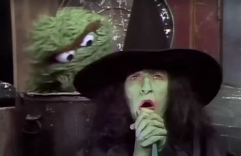 Lost 1976 Episode of Sesame Street Deemed 'Too Scary' Resurfaces Online ...