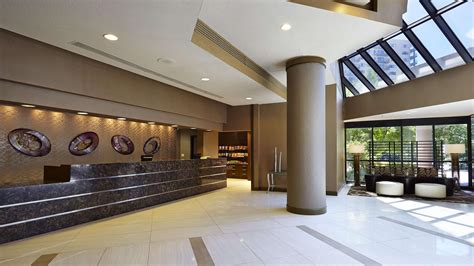 EMBASSY SUITES CRYSTAL CITY - NATIONAL AIRPORT ARLINGTON, VA