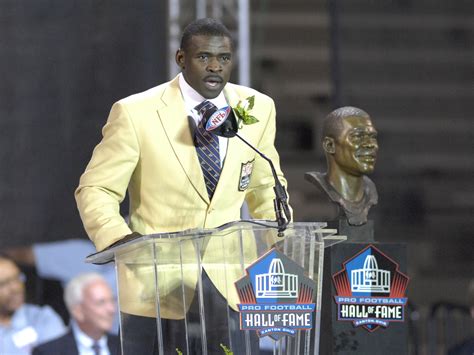 Michael Jordan and 10 Other Ridiculous Hall of Fame Induction Speeches ...