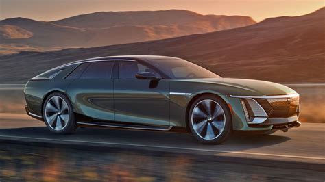 The 2024 Cadillac Celestiq Is a $300K Ultra-Luxury EV Moonshot From GM