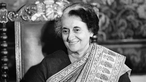 Pin by massimo ratti on foto-vintage | Indira gandhi, Sonia gandhi, Gandhi