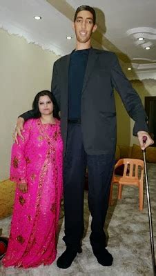 Mr Sultan Kosen, the current Guinness world record holder for the tallest man in the world ...