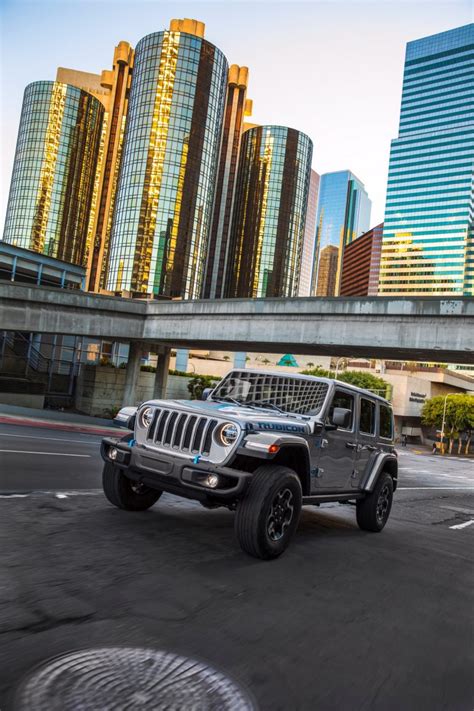 2021 Jeep Wrangler 4xe Plug-in Hybrid Enters Production In Ohio | Carscoops