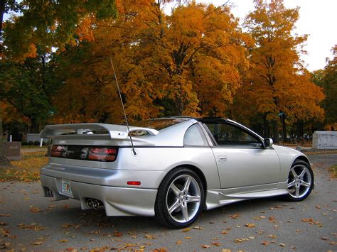 Silver 92' Nissan 300zx with Veilside body kit. - a photo on Flickriver