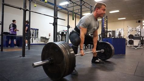 How To Deadlift With Perfect Form | by Kyle Hunt | Medium