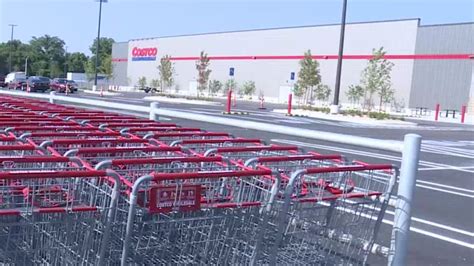 Costco set to open doors Wednesday in Springfield