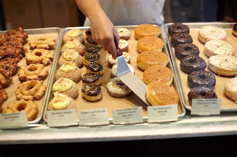 Firecakes Donuts: Inventive Taste, Local Ingredients – CBS Chicago