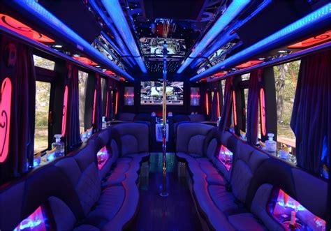 Party Bus | Tampa Party Bus | Party Bus Rental