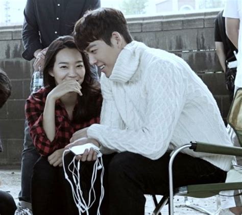 Kim Woo Bin Shows Sweet Support for His Girlfriend, Shin Min Ah on the Set of Her New Drama ...