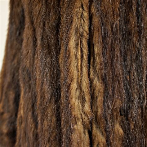 Muskrat Fur Coat - Size S - Pre-Owned | VintageFurs