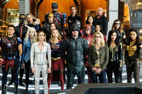 25 'Arrow,' 'Flash,' 'Supergirl' and 'Legends' Crossovers, Ranked