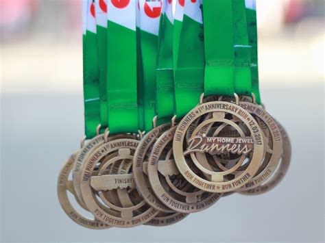 Running Event Medal Design - 3K, 5K and 10K | Trophy design, Medals ...