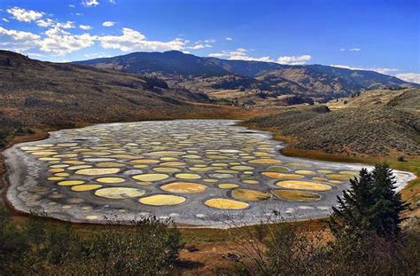 Spotted Lake, Canada