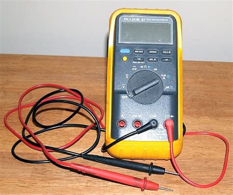 Fluke 87 True RMS Multimeter