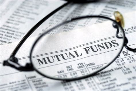 Mutual Fund In Malaysia / Investors' money is pooled and invested ...