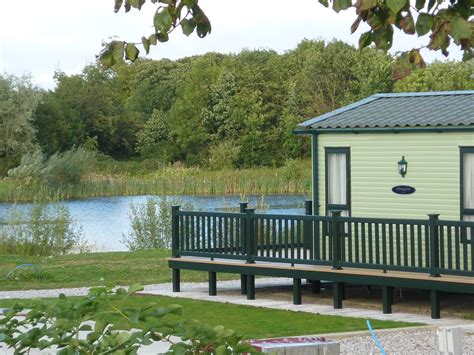 Kingfisher Caravan Park, North Yorkshire, UK HG5 9JB - Your Parks