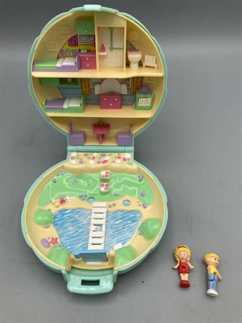 Polly Pocket Beach House 1989 Complete - Product - Gathered Creations