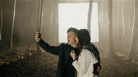 Martin Garrix & Dua Lipa - Scared To Be Lonely (Behind The Scenes ...