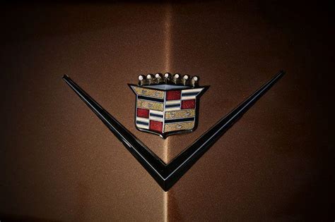 New Cadillac V Logo - LogoDix