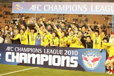 2010: Seongnam FC (KOR)