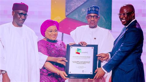 Buhari unveils NNPC Ltd new logo | Marketing Edge Magazine