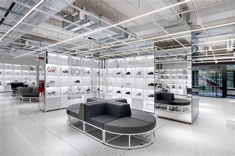 Nike Paris Flagship: This Is What It’s Like Inside the Store – Footwear ...