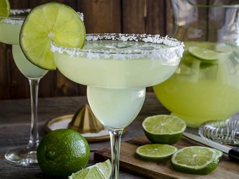 FRESH LIME MARGARITA - CoveSurfandTurf