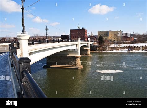 The "Y" Bridge in Zanesville Ohio Stock Photo - Alamy