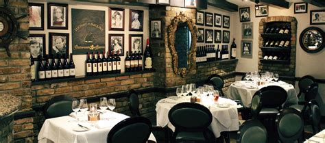 La Barca | Authentic, Old-School Italian Restaurant in Waterloo