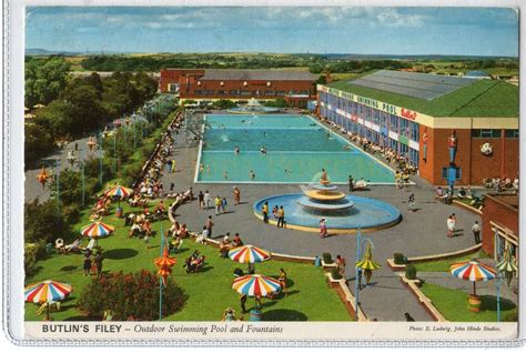 Yorkshire Postcards-Butlins Holiday Camp, Filey