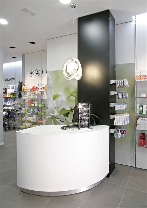 Small Pharmacy Shop Interior Design Ideas - Retail Shop Interior Design & Store Layout Design