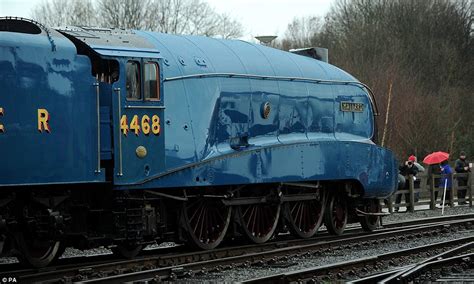 World's fastest steam locomotive Mallard gets a tow from sister train on their way to National ...