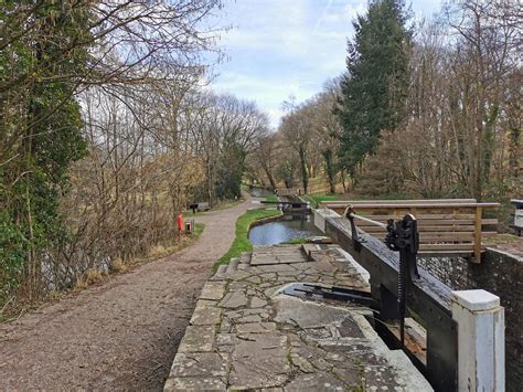 Monmouthshire & Brecon Canal Weekend Walk - Wild Walking UK