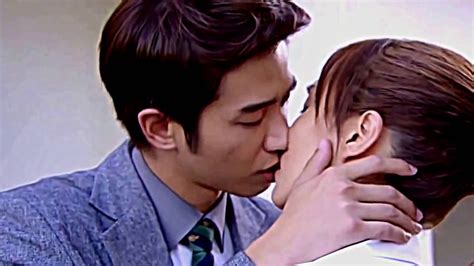 Full Descendants of the Sun KISS SCENE - Rhomantic Kiss Compilation 2016 - YouTube