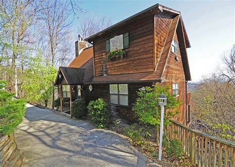 4 Benefits of a Late Summer Vacation at Our Rental Cabins in Gatlinburg TN