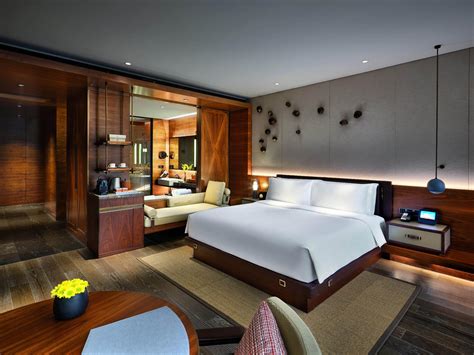 Intercontinental Shanghai Wonderland Hotel - Deals, Photos & Reviews