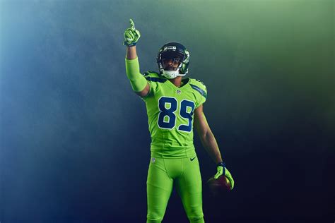 Seattle Seahawks' Color Rush uniforms are boldest look yet - seattlepi.com