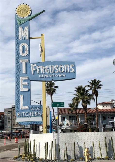 Want authentic Vegas? We found it at Fergusons Downtown - Los Angeles Times