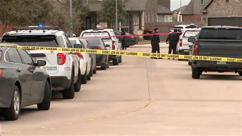 Katy rental home shooting: 3 killed, 2 shot during party on Russet Leaf Trace near Little Dell ...